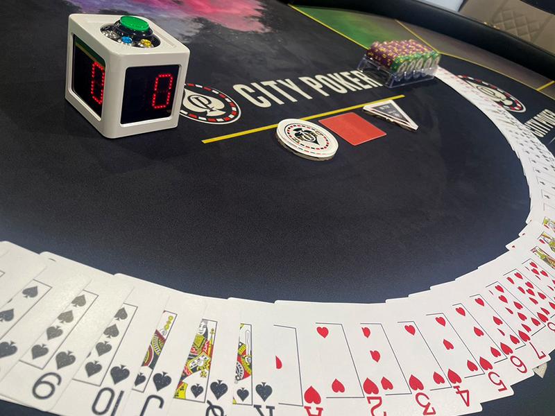 德州扑克到底该怎么玩才能赢